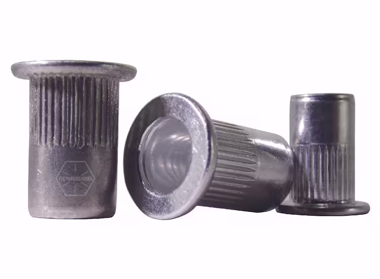 Tuerca remachable aluminio